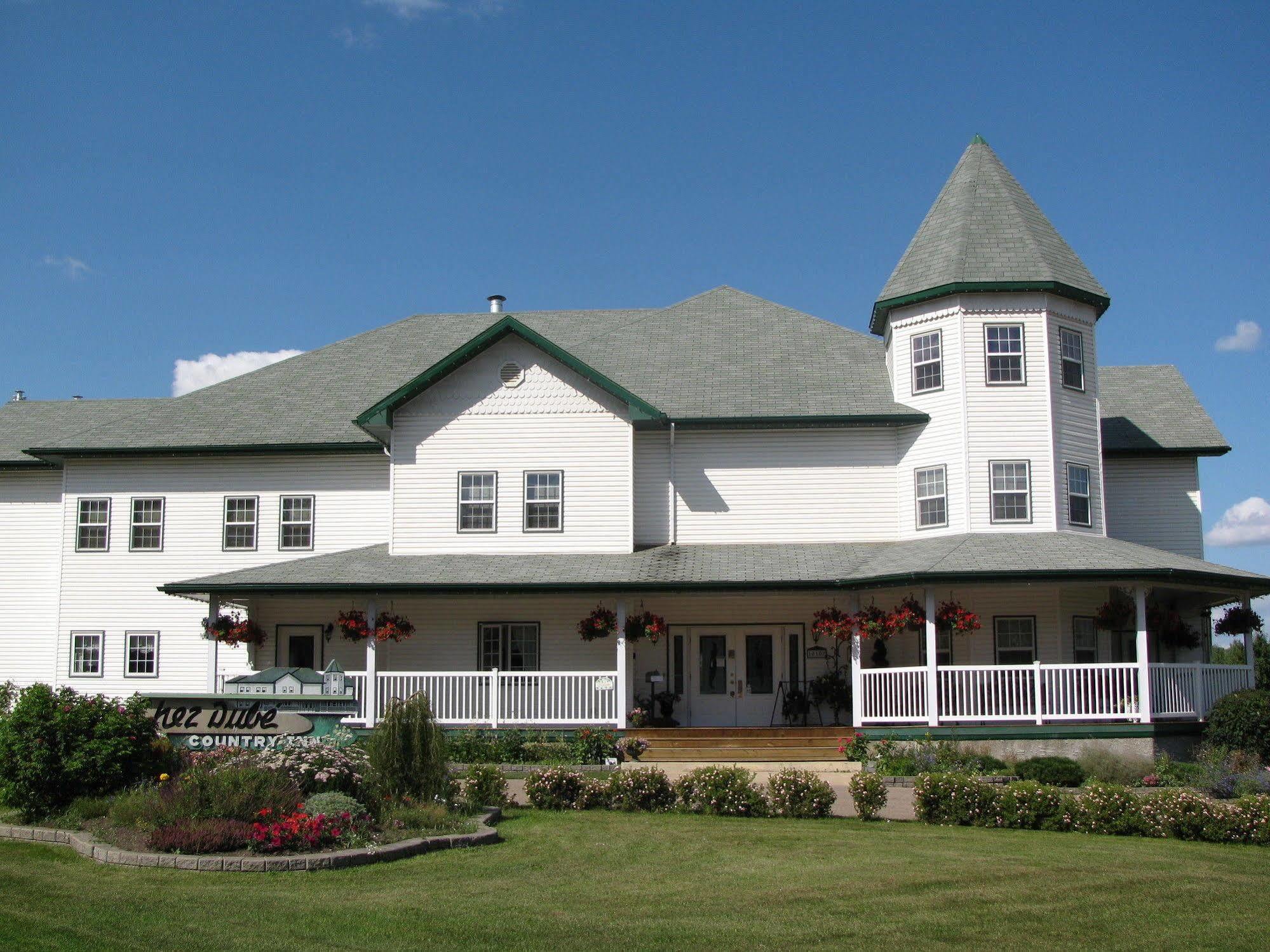 Chez Dube Country Inn Fort Mcmurray Exterior photo